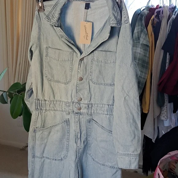 Universal Thread Light Blue Denim Utility Jumpsuit 10 Inseam 30" - Picture 2 of 7